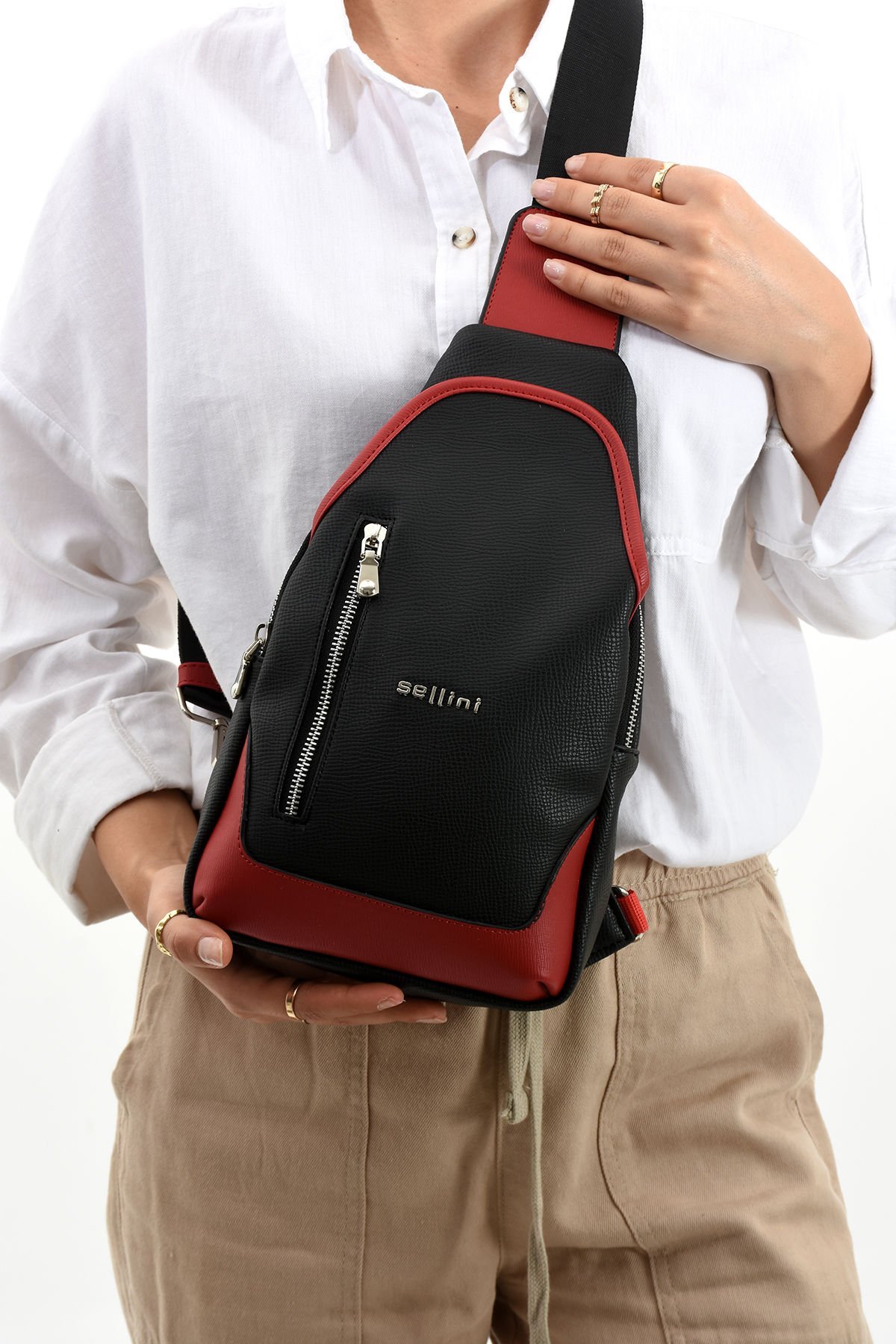 Sellini Unisex Siyah Kırmızı Çapraz Askılı  Omuz Bel ve Göğüs Çantası Bodybag 214