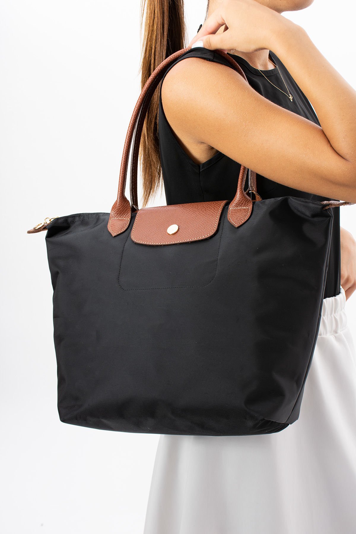 SELLİNİ KADIN SİYAH TABA KATLANABİLİR DERİ SAPLI BÜYÜK KOL OMUZ VE EL ÇANTASI